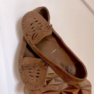 Minnetonka Brown Suede Moccasin Loafers